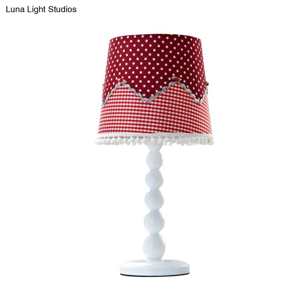 Alshat - Wooden Barrel Desk Lamp With Red Fabric Shade For Bedroom