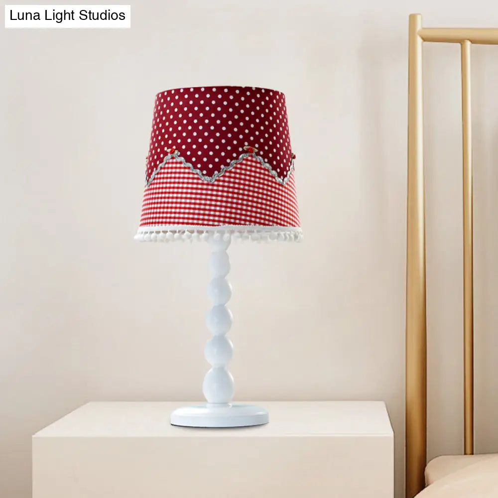 Alshat - Wooden Barrel Desk Lamp With Red Fabric Shade For Bedroom