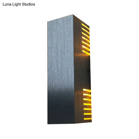 Aluminum Led Wall Light With Sleek Style - Brushed Silver Rectangle Warm/White