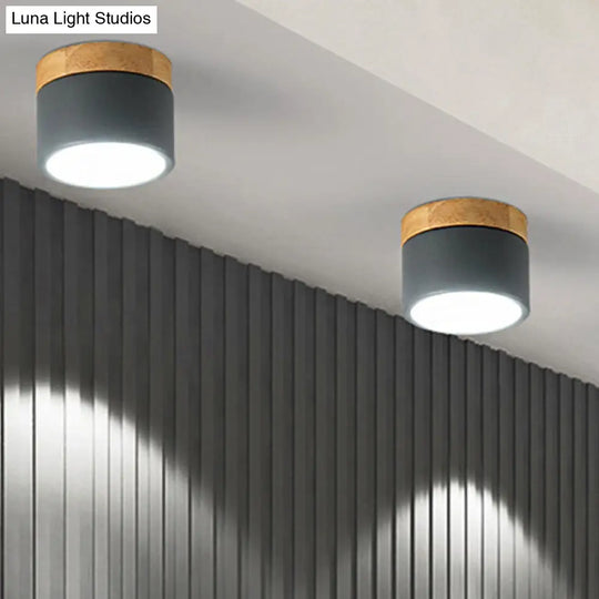 Aluminum Wood Flush Mount Down Light For Living Room Gallery - Simple And Stylish Drum Shape