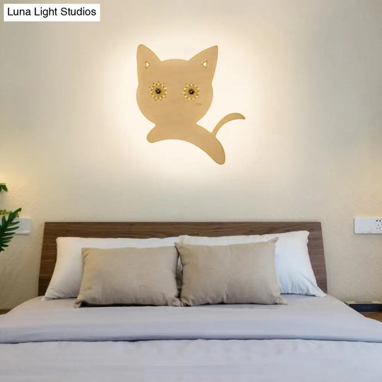 Animal Led Wall Sconce For Kids Rooms And Corridors In Beige Wood Finish