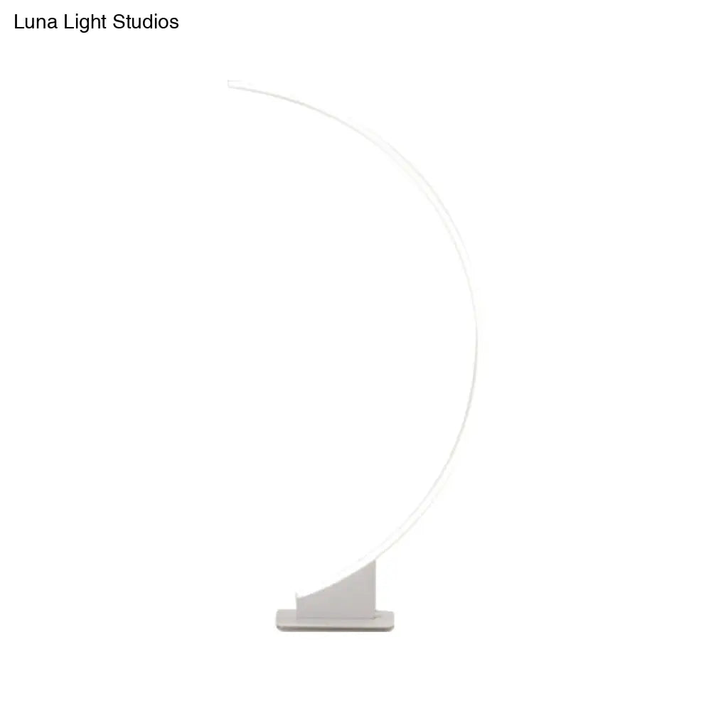 Arch Floor Lamp With Minimalist Design And Led Lighting - Ideal For Bedroom Warm/White Light