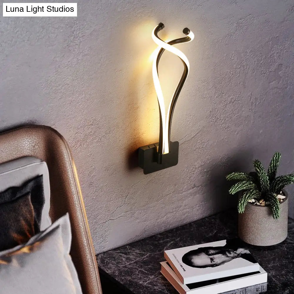 Art Deco Twisting Led Wall Sconce: Metal Edition For Bedroom Lighting