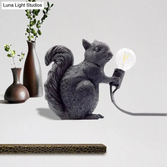 Artistic Squirrel Night Table Lamp - Resin Single-Bulb Childrens Bedside Light