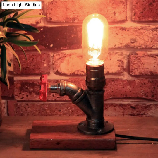 Industrial Silver Finish Faucet-Like Table Night Lamp With Water Valve Deco