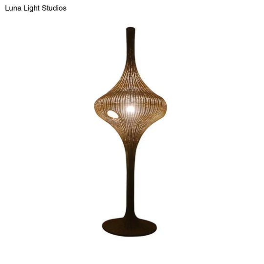 Asia 1 Head Stand Up Lamp: Coffee Woven Urn-Like Floor Lighting With Bamboo Shade