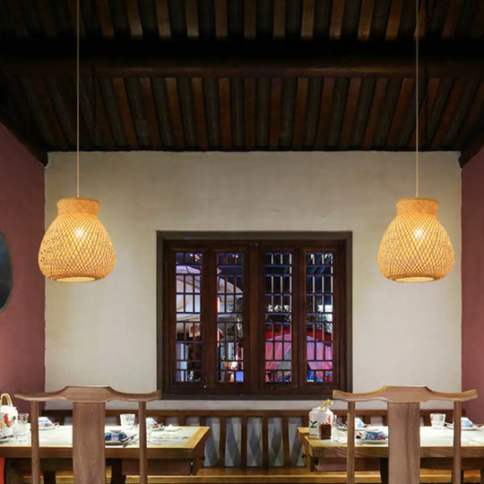 Bamboo Pendant Lamp For Restaurants - Asian Style Globular Twisted Shape In Beige / E