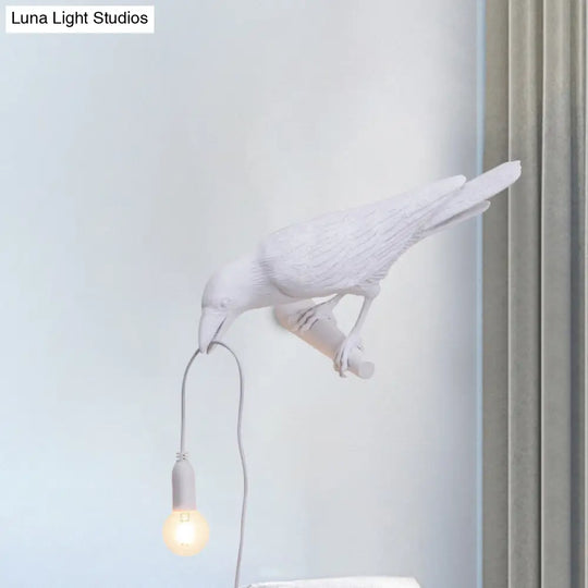 Bird Shape Wall Mount Light - Country Style Resin Sconce Lamp (White/Black Finish) With 1 Bulb