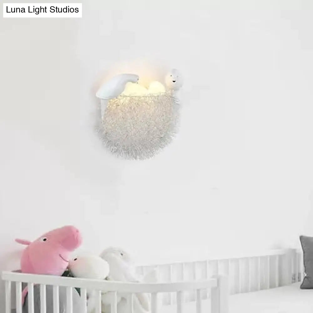 Bird-Themed Resin Balcony Wall Light For Kindergarten Nest Décor - Lovely White Sconce