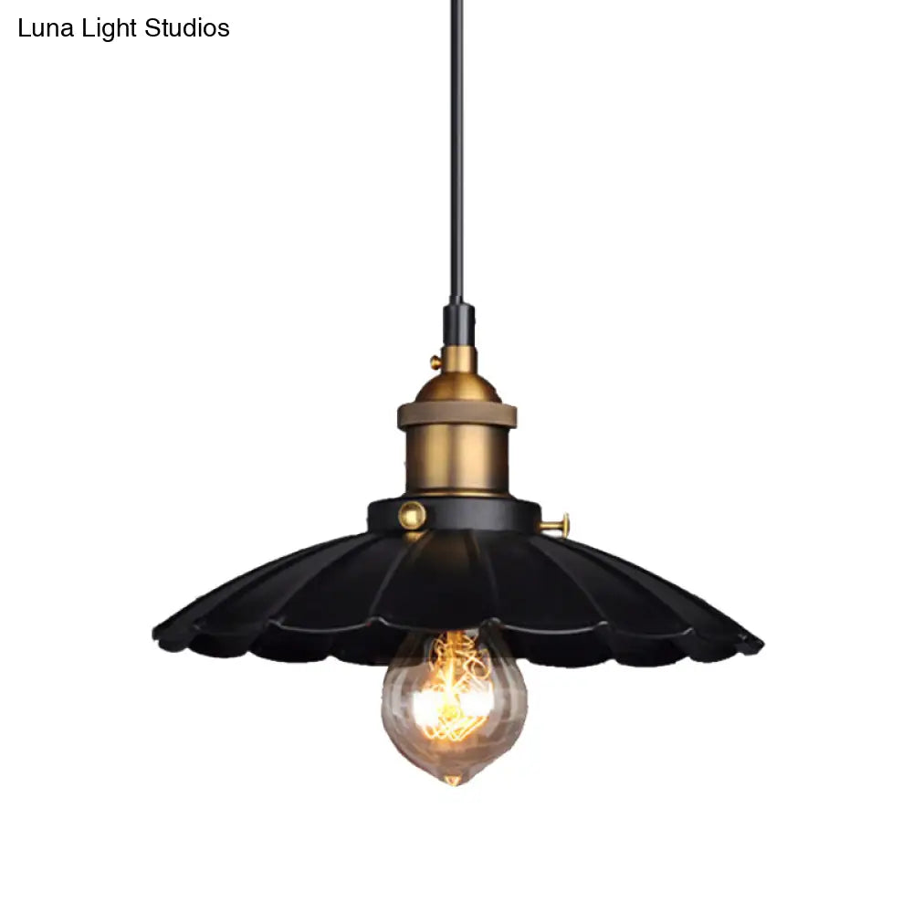 Black Scalloped Metal Pendant Lighting For Farm-Styled Coffee Shops