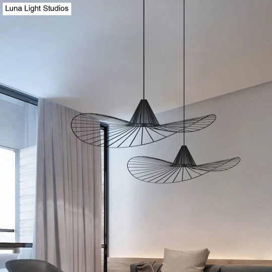 Black Wire Hat-Shaped Pendant Light For Restaurants - Simple Style