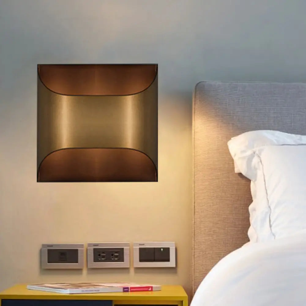 Brass Colonial Square/Rectangle Wall Lamp: Elegant Metal Flush Mount Sconce For Bedrooms / A