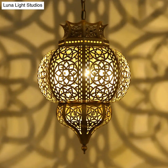 Brass Hollow Restaurant Pendant Light - Metal Ceiling Lamp With 1 Bulb