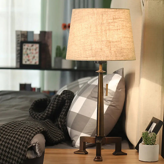 Bronze Countryside Style Table Lamp With Pull Chain And Tapered Shade