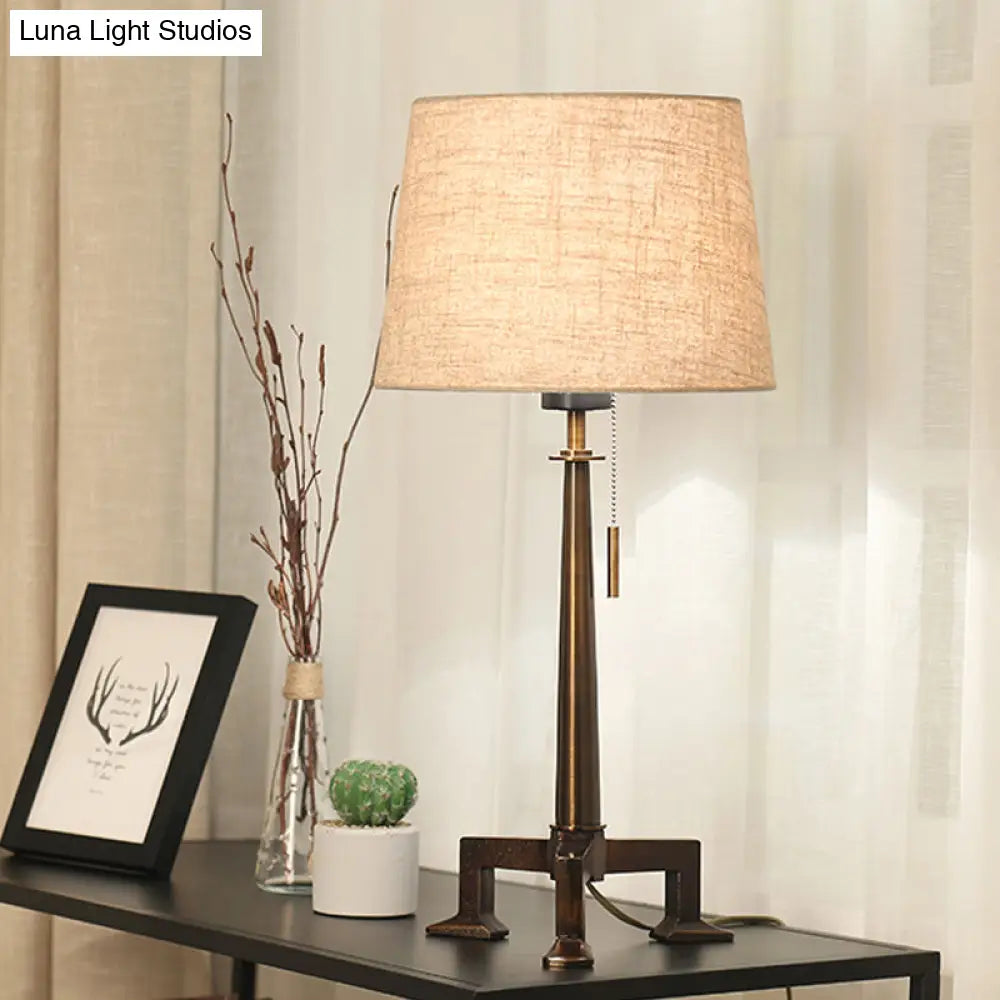 Bronze Countryside Style Table Lamp With Pull Chain And Tapered Shade