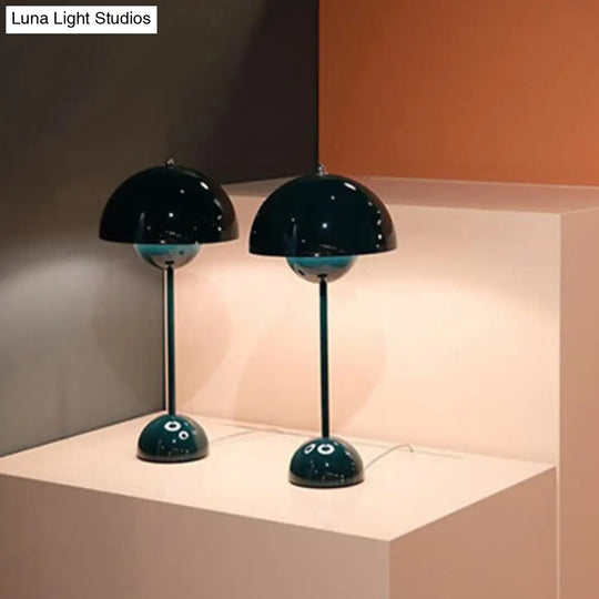 Bud Shaped Metallic Table Lamp With 2 Heads - Postmodern Style Nightstand Lighting