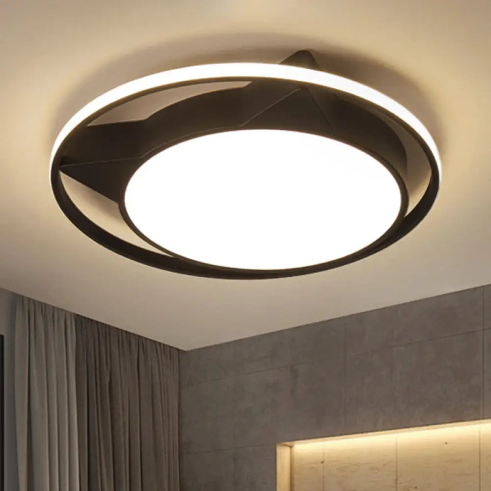 Cat Shaped Ceiling Light For Bedroom Décor - Animal Design Acrylic Flush Mount Black / White