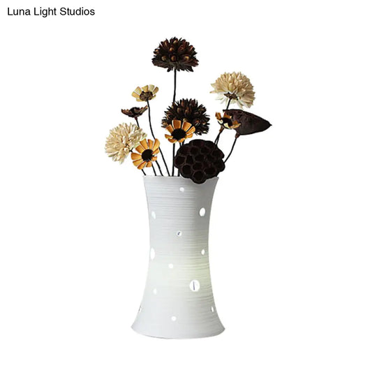 Ceramic White Nightstand Lamp: Led Pastoral Table Light (5.5/7) With Dried Flower Decor