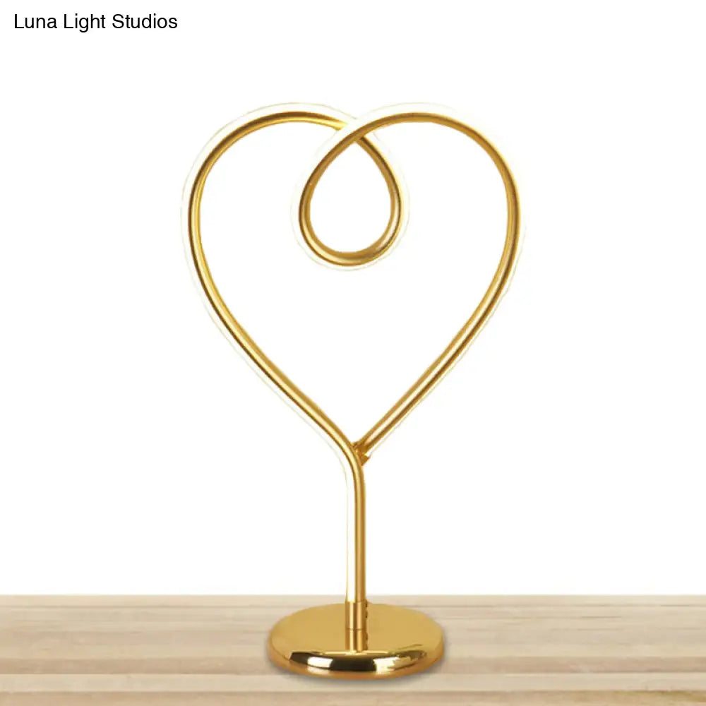 Charming Heart Nightlight Led Desk Lamp With Metal Pedestal For Bedroom