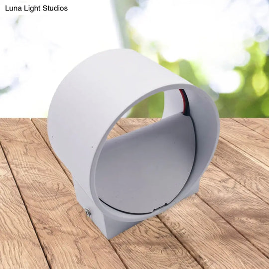 Circle Mini Led Wall Light Kit: Black/White Multicolored Metal Sconce Fixture