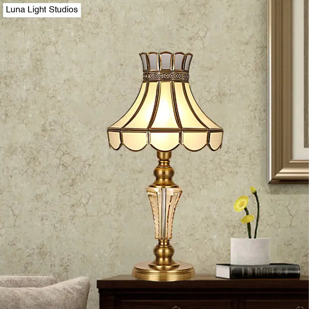 Classic Scalloped Night Table Lamp With Gold Finish And Crystal Accent