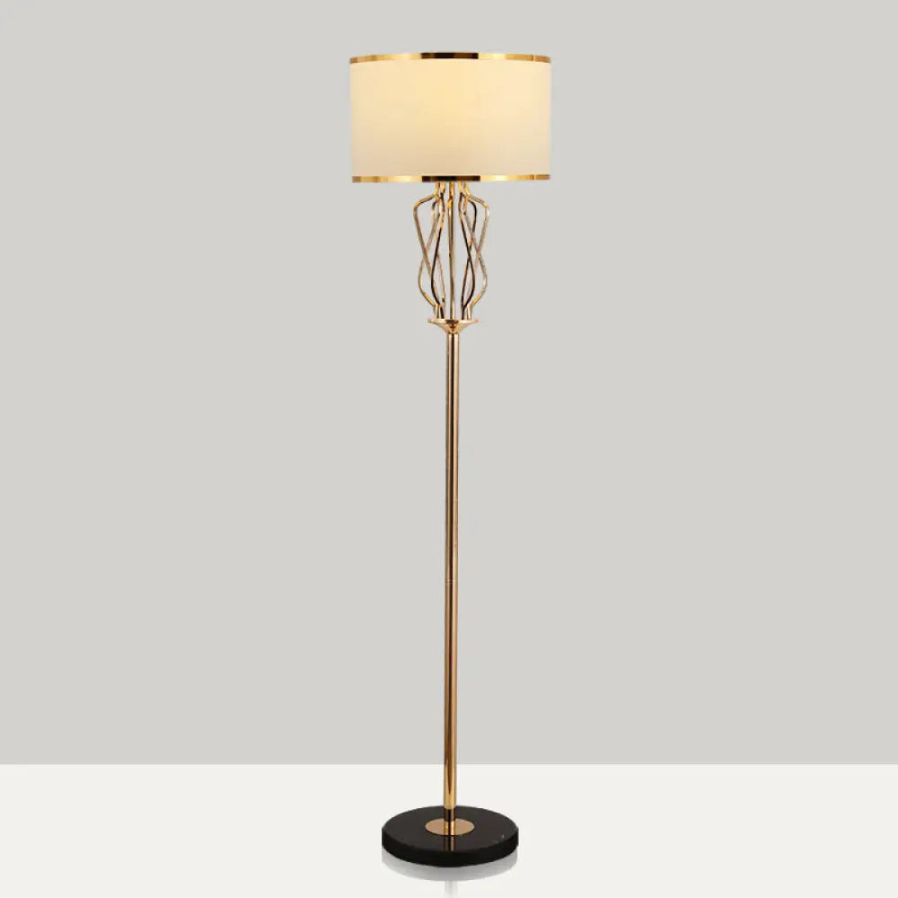 Classic Style Round Fabric Floor Lamp With 1 Head Brass Finish Ideal For Living Room Lighting