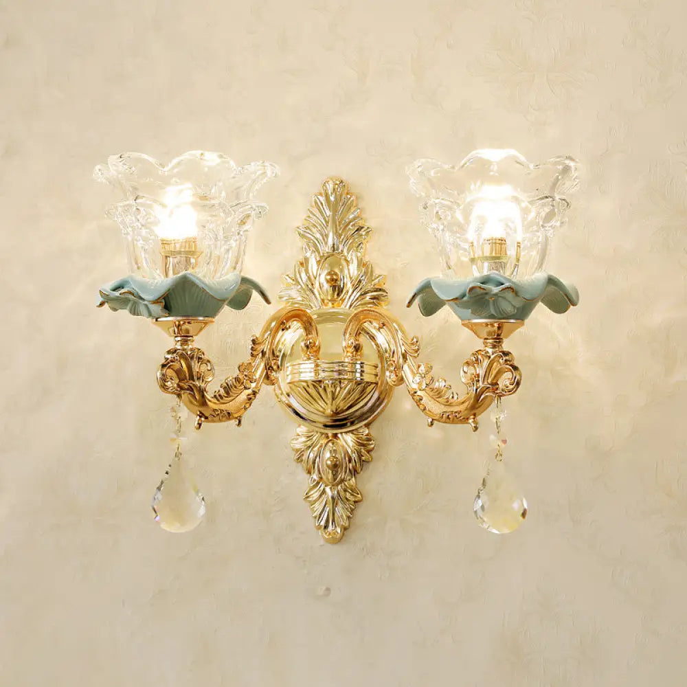 Classic Wall Light With Carved Glass Shade And Gold Finish 2 / E