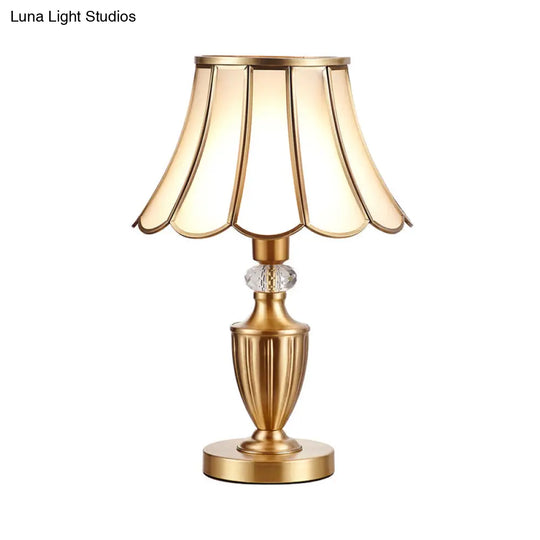 Colonial Gold Table Lamp: Scalloped/Flared Metal Base 1-Light Night Lighting For Bedroom