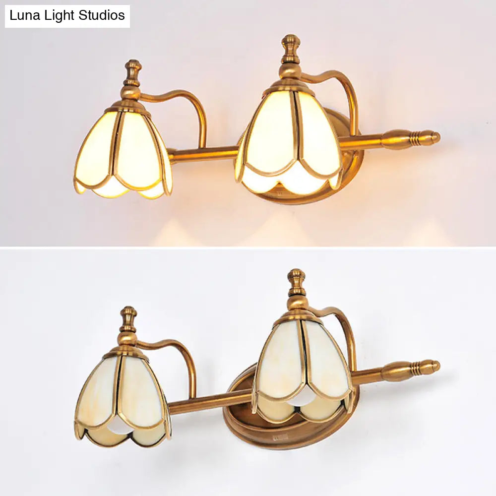 Colonial Style Vanity Lights With Metal Arms For Bathroom Mirrors