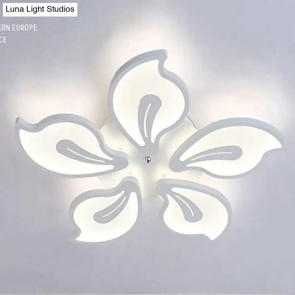 Contemporary Acrylic Led Ceiling Lights: Enhancing The Ambience Of Your Bedroom And Living Room