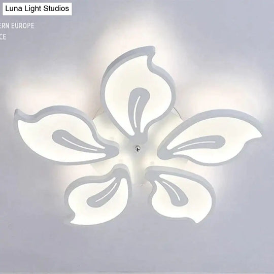 Contemporary Acrylic Led Ceiling Lights: Enhancing The Ambience Of Your Bedroom And Living Room