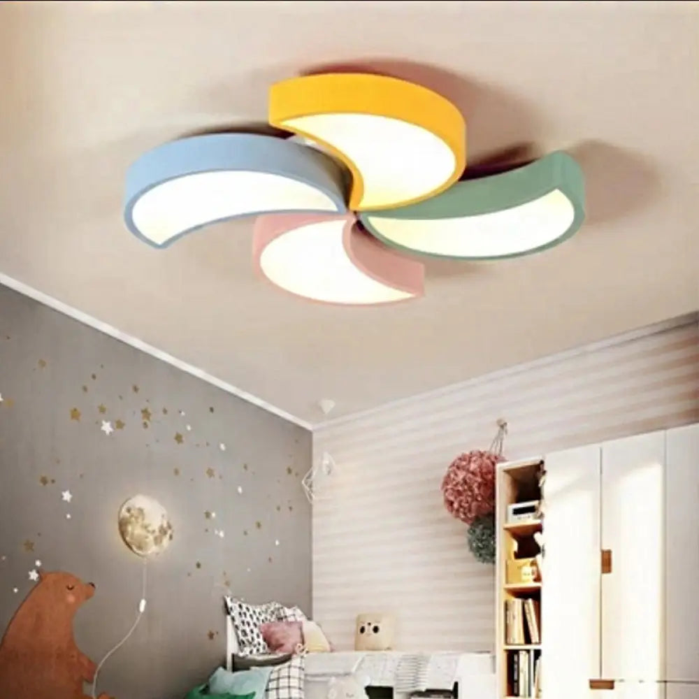 Contemporary Acrylic Led Flush Mount Light In White For Kids’ Bedroom / D