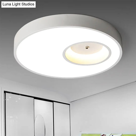 Contemporary Black/White Round Ceiling Flush Light 18’/23.5’ Wide - Led Acrylic Lighting For