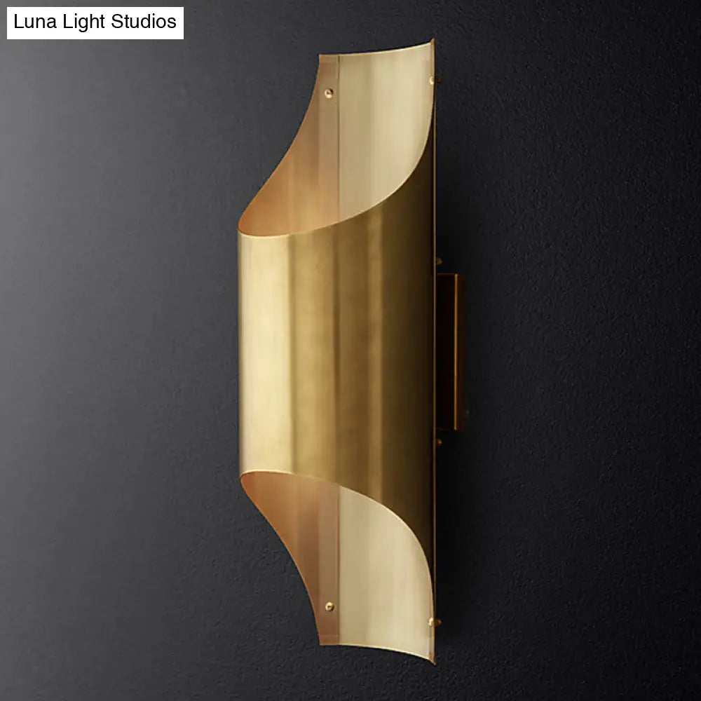 Contemporary Brass Wall Sconce Light With 1 Head - Linear Design For Living Room