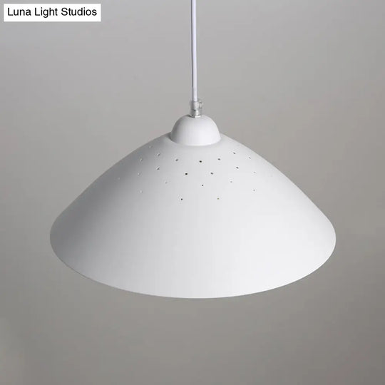 Contemporary Conical Metal Pendant Lamp - 1 Light Black/White Perfect For Dining Room