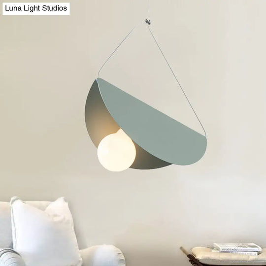 Contemporary Curved Hanging Pendant Light - Black/Grey Metal Suspension For Bedroom Green