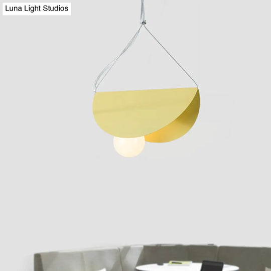 Contemporary Curved Hanging Pendant Light - Black/Grey Metal Suspension For Bedroom