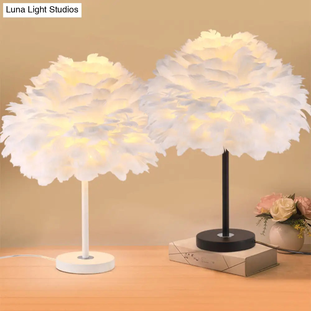 Contemporary Feather Flower Table Lamp - Single-Bulb Night Light For Bedroom