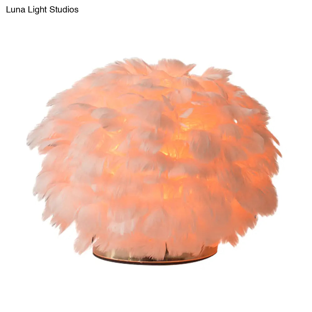 Contemporary Global Bedroom Reading Light: Feather 1 Bulb Night Lamp (White/Pink)