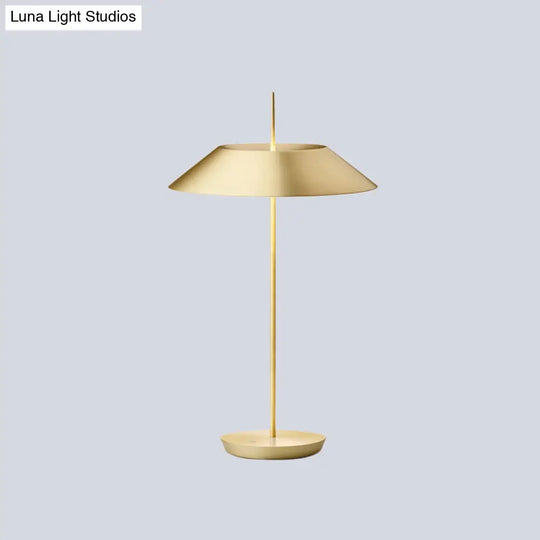 Contemporary Gold Study Room Table Light With Metal Shade