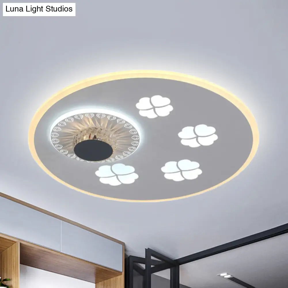 Contemporary Led Flushmount Light With Elegant Clover Pattern In Acrylic Grey And White Featuring