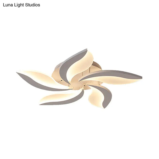 Contemporary Led Leaf Shaped Flushmount Lighting With Acrylic Diffuser - 3/12/15 Lights White