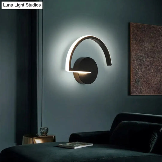 Contemporary Led Wall Light Fixture - Geometrical Aluminum Bedside Lamp