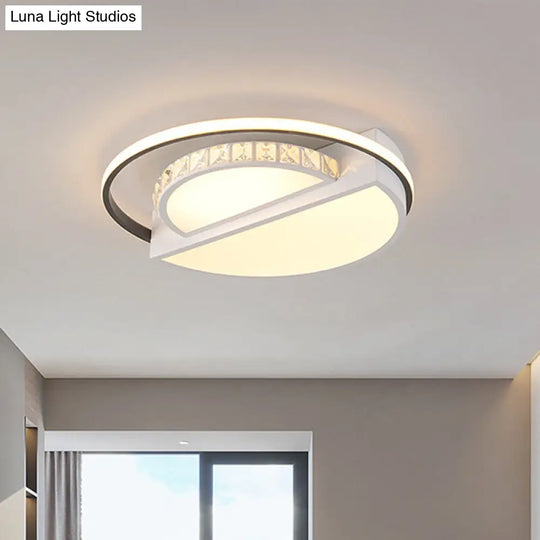 Contemporary Metal Led Flush Mount Ceiling Light For Bedroom - White