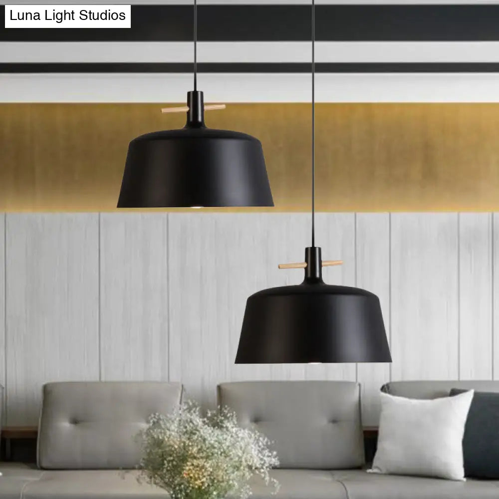 Contemporary Metallic Pendant Lamp With Shade - Black/White