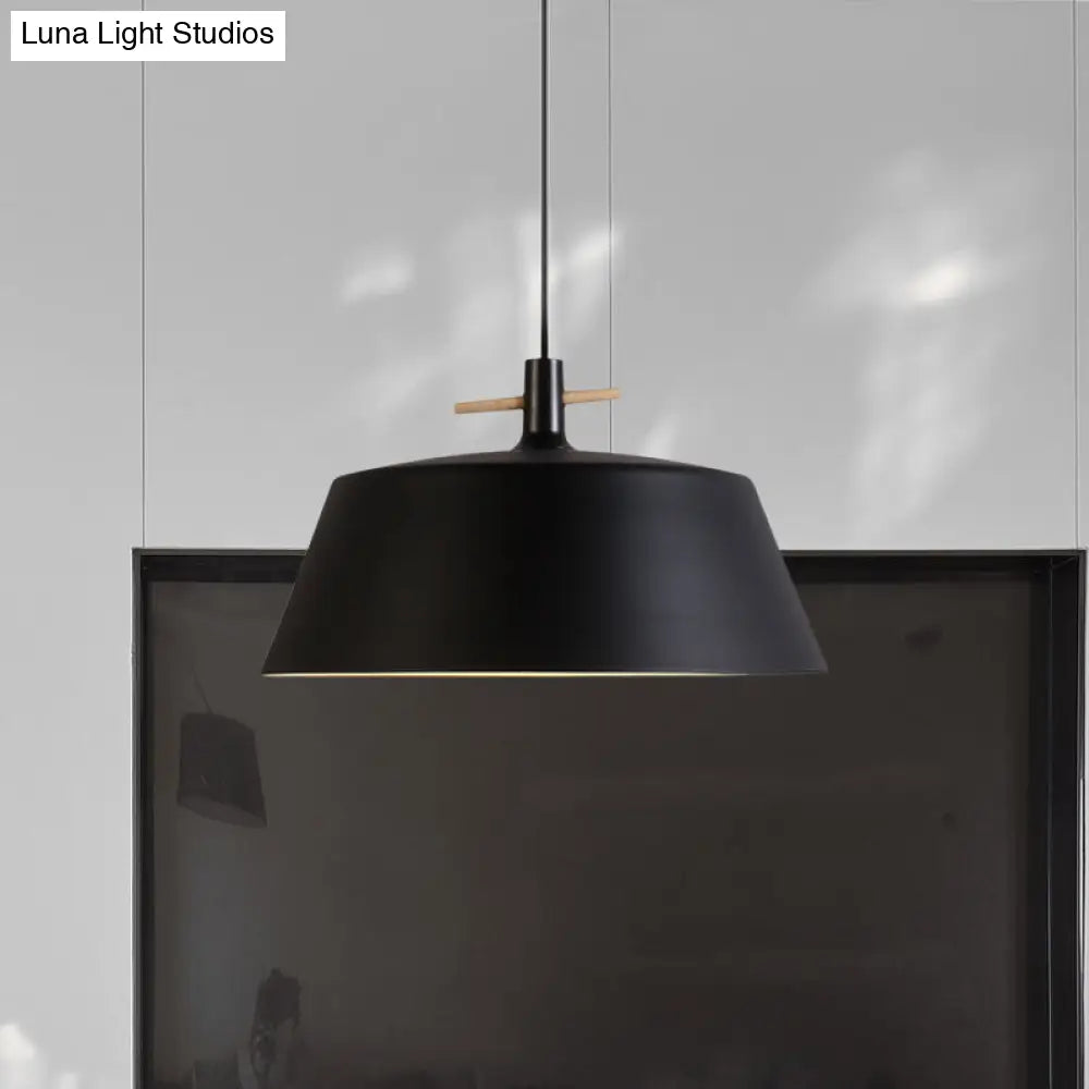 Contemporary Metallic Pendant Lamp With Shade - Black/White