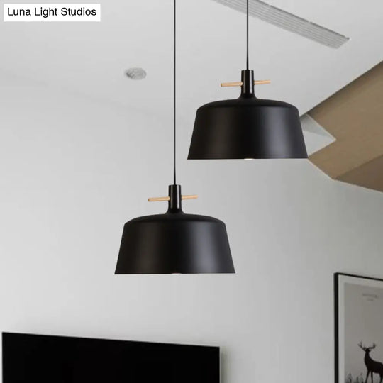 Contemporary Metallic Pendant Lamp With Shade - Black/White