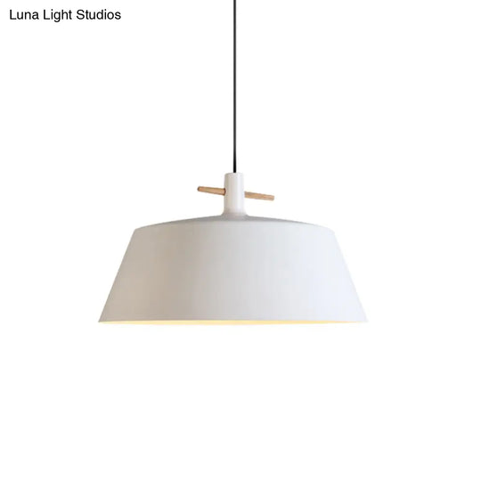 Contemporary Metallic Pendant Lamp With Shade - Black/White