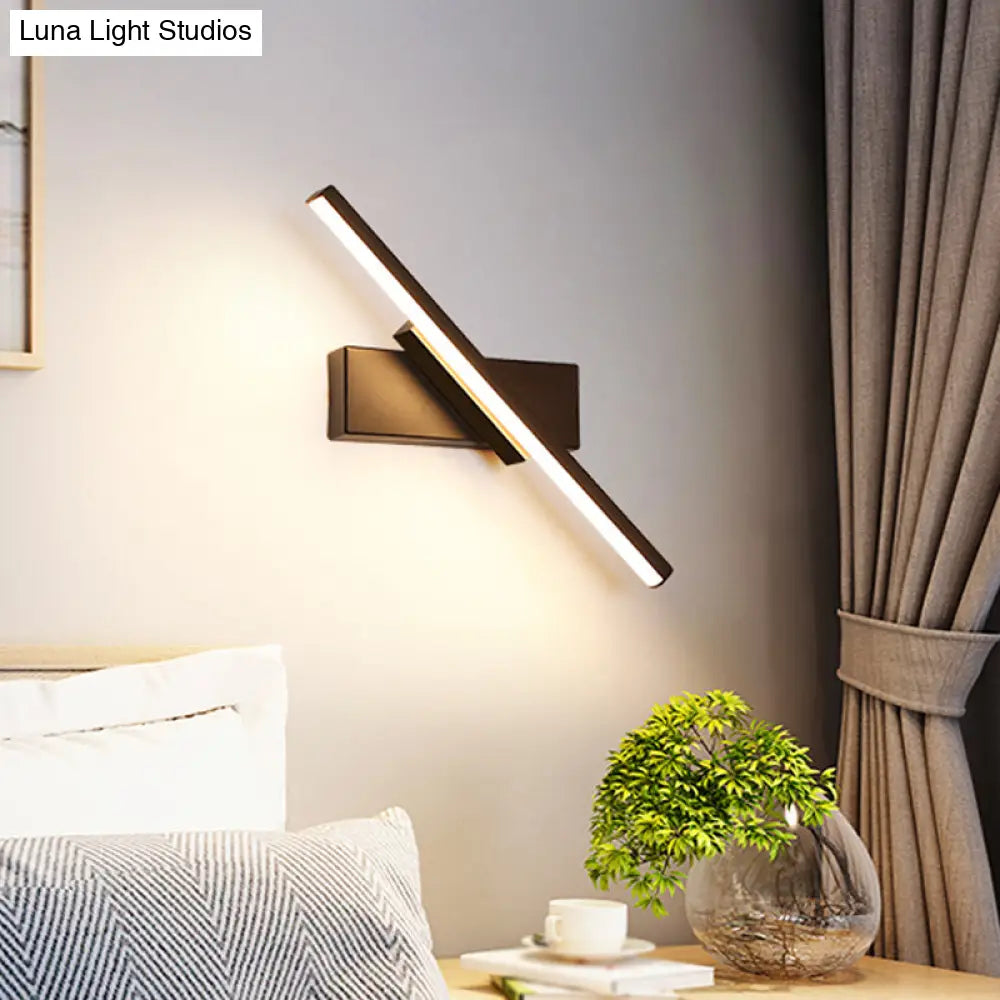 Contemporary Metallic Black/White Led Wall Sconce In Warm/White Light: Linear Vanity Light Fixture