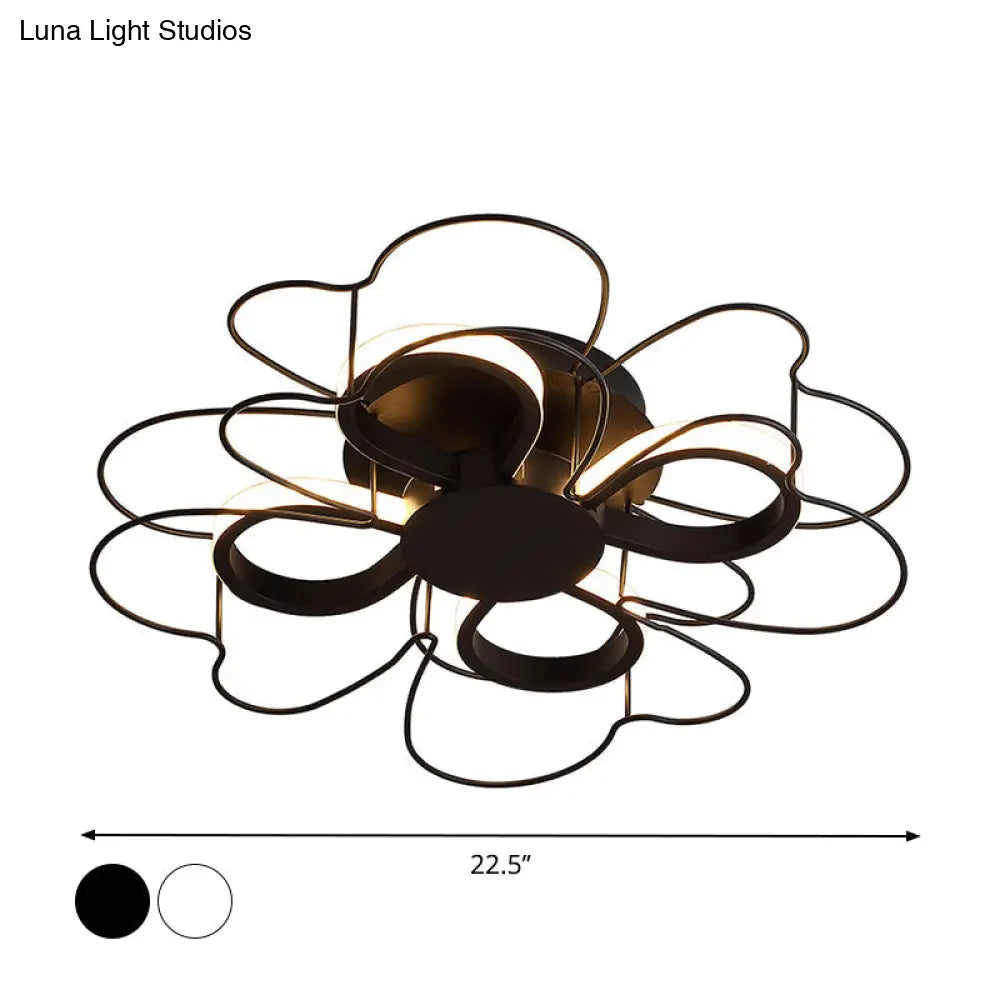 Contemporary Metallic Clover Flush Light - 19’/22.5’ W Black/White Led Warm/White Lighting